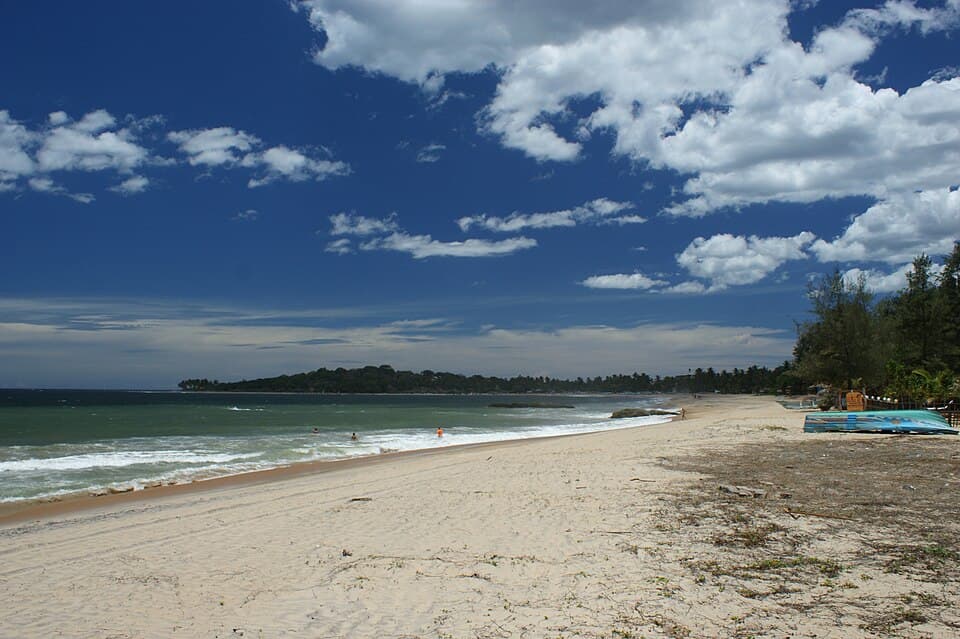 Midigama Beach